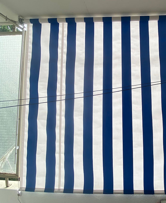 Store à conducteurs verticaux Flora