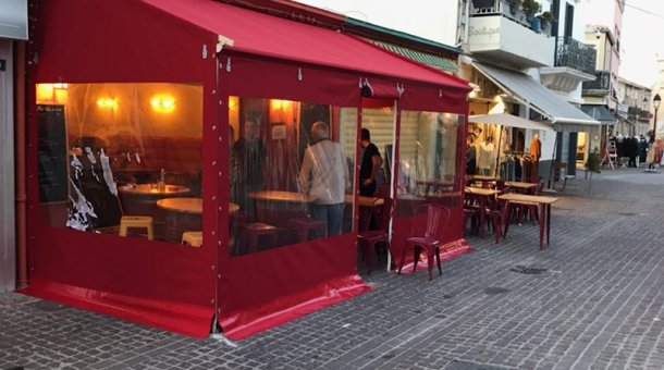 joue de bar textile avec fenêtre