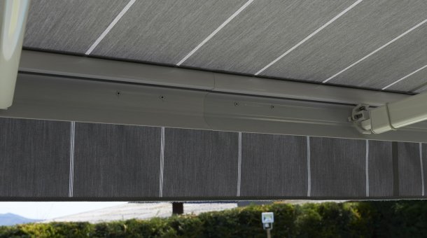 Lambrequin gris rayé Dickson