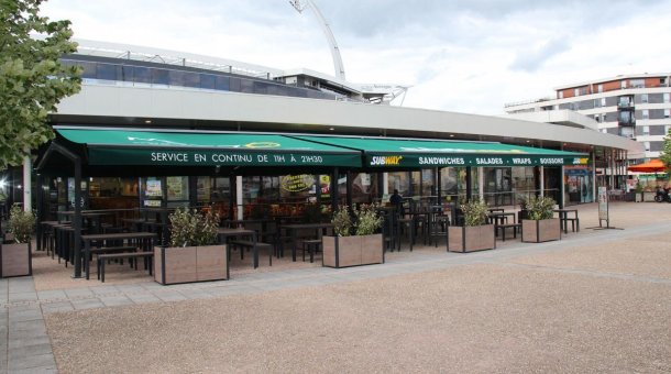 Lambrequin vert avec marquage