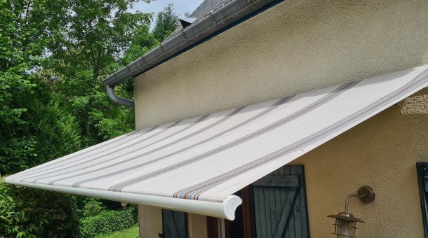 Toile de store en déstockage