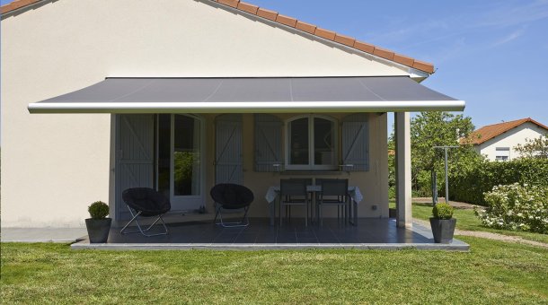 Toile de store grise